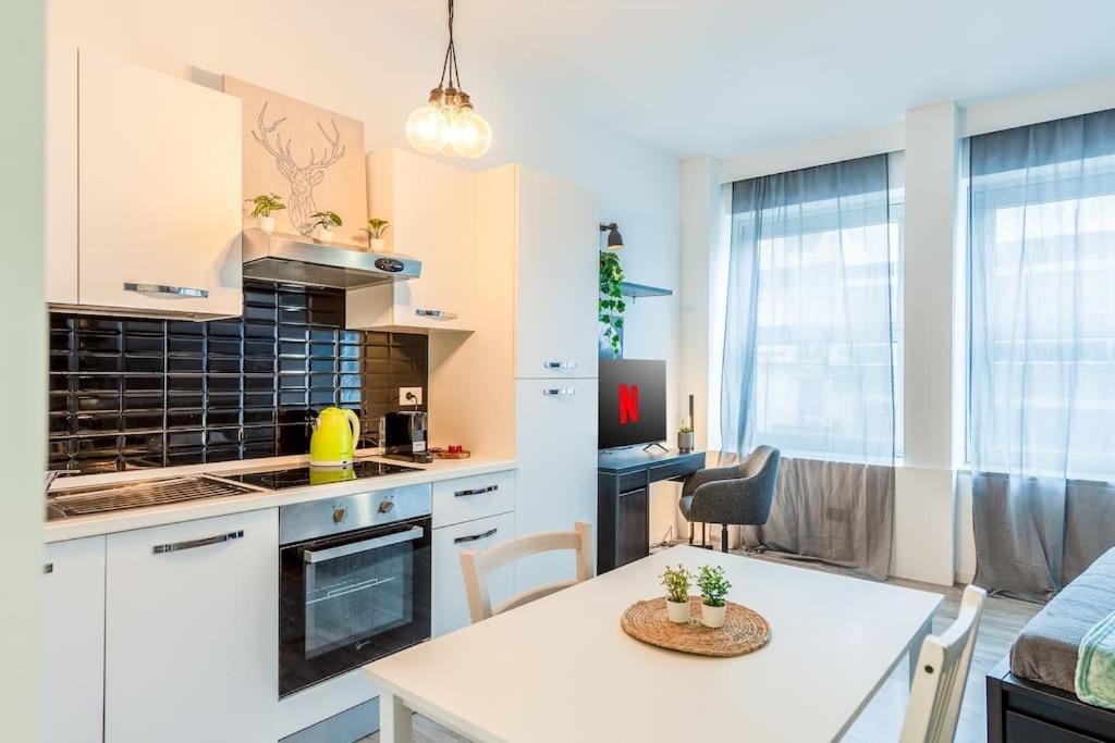 2 Minutes From Central Station-Exclusive Open Space Milán Exterior foto